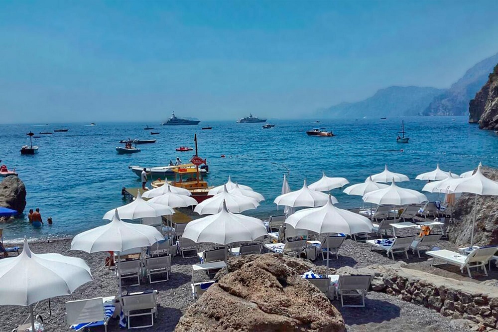 Review of Treville Beach Club in Amalfi Coast (Positano) | The Beach Club  Guide